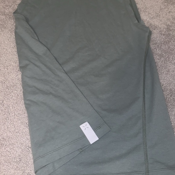 Ten Thousand men’s tank - Picture 4 of 5